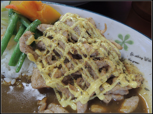 【新北食記】林口‧雙醬咖哩(林口)~湯品、飲料自助、可加飯