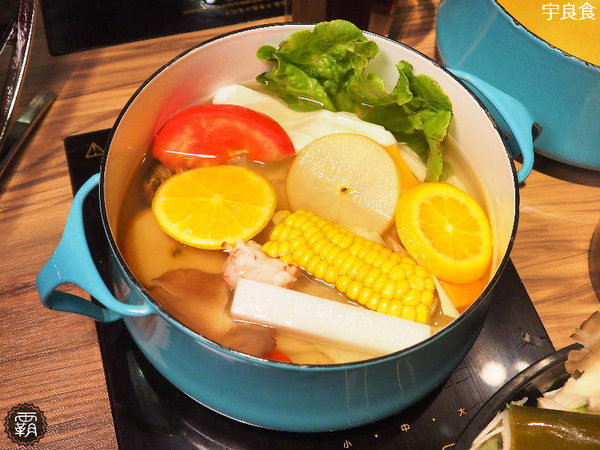 宇良食 健康鍋物：宇良食，夏日清爽新湯底，仲夏鮮果VS瑰蜜鮮奶