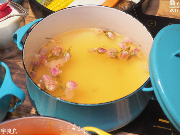 宇良食 健康鍋物：宇良食，夏日清爽新湯底，仲夏鮮果VS瑰蜜鮮奶