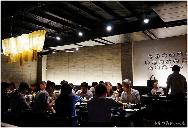 宇良食 健康鍋物:台中沙鹿』宇良食健康鍋物║工業風乾燥花鍋物餐廳94狂!龍蝦雙人套餐霸氣登場,超美鑄鐵鍋時尚又流行!