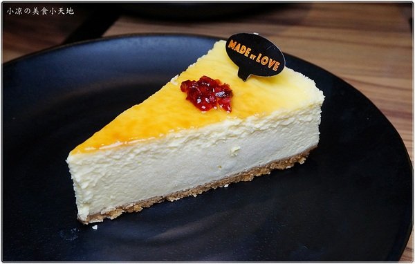 宇良食 健康鍋物:台中沙鹿』宇良食健康鍋物║工業風乾燥花鍋物餐廳94狂!龍蝦雙人套餐霸氣登場,超美鑄鐵鍋時尚又流行!