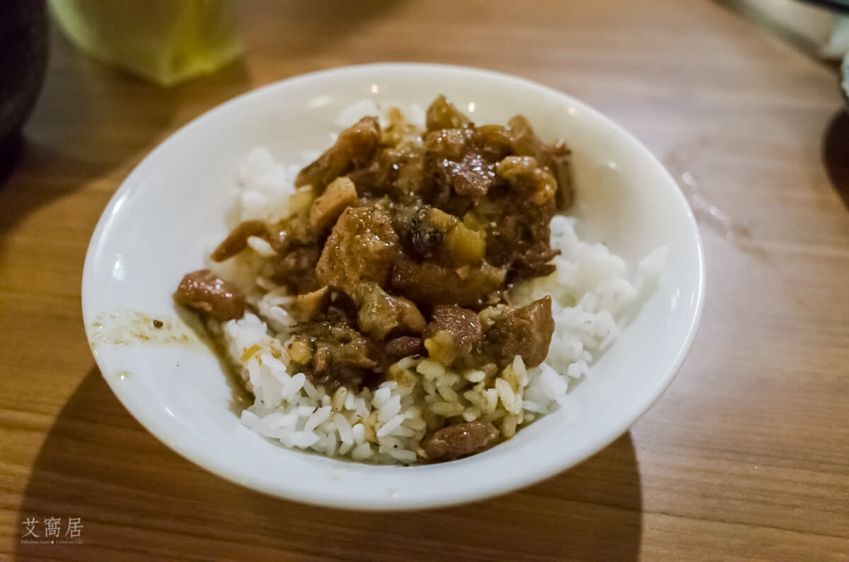 在地人私藏秘店.週休四日的 冠津海鮮粥