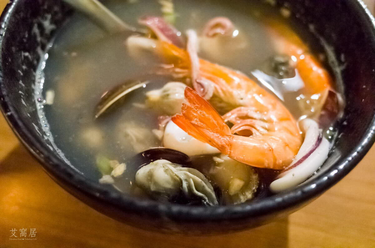 在地人私藏秘店.週休四日的 冠津海鮮粥