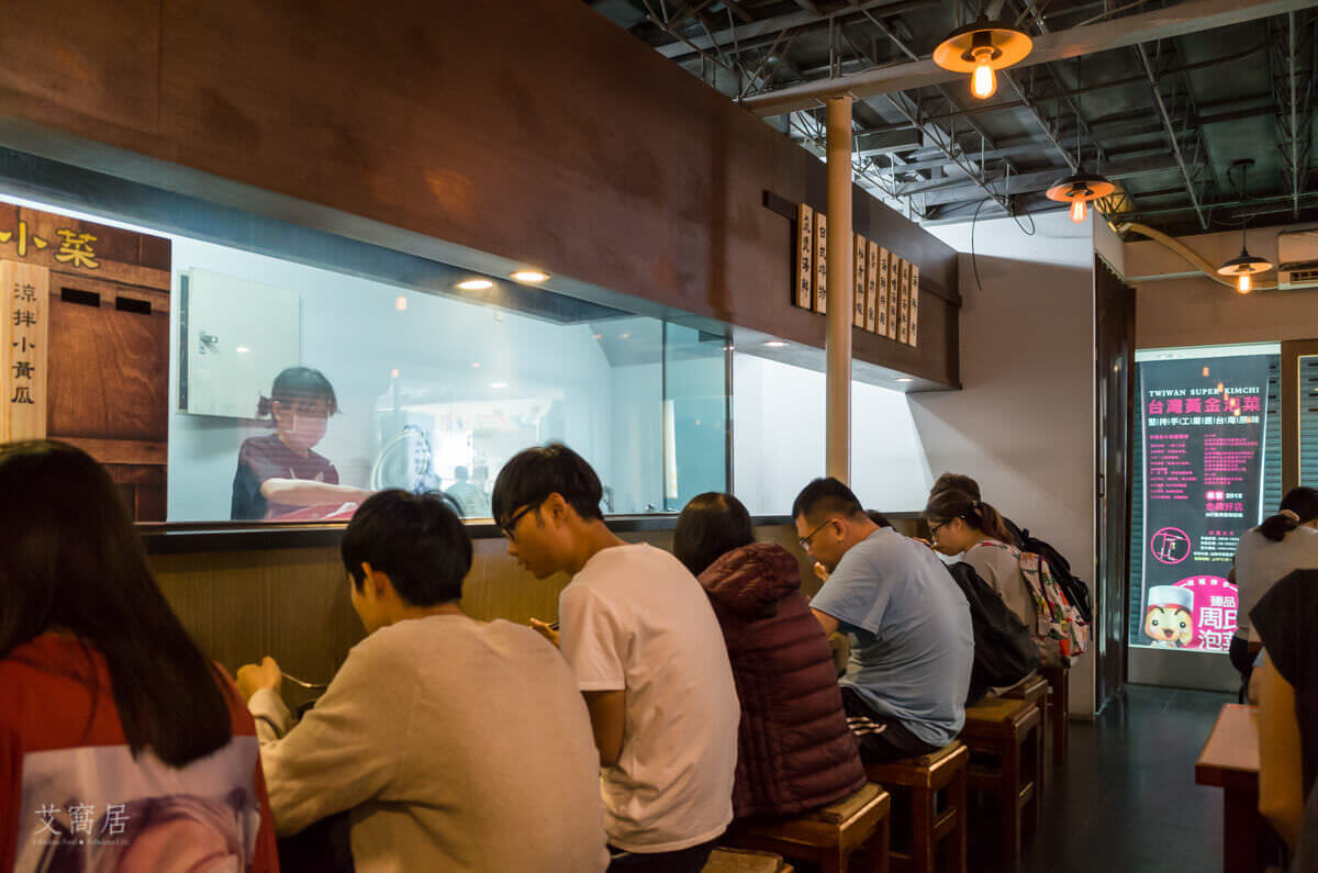 在地人私藏秘店.週休四日的 冠津海鮮粥