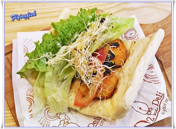 歐兔啡食館 O2 Deli：✜ 意外發現卻不斷回訪滴新開幕小清新平價咖啡館(假日早午餐篇) – 蘆洲「歐兔啡食館O2 Deli」(❁´◡`❁)