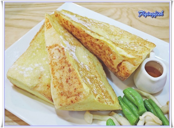 歐兔啡食館 O2 Deli：✜ 意外發現卻不斷回訪滴新開幕小清新平價咖啡館(假日早午餐篇) – 蘆洲「歐兔啡食館O2 Deli」(❁´◡`❁)