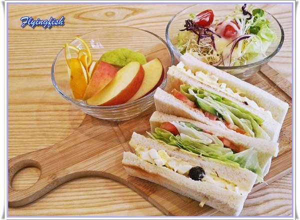 歐兔啡食館 O2 Deli：✜ 意外發現卻不斷回訪滴新開幕小清新平價咖啡館(假日早午餐篇) – 蘆洲「歐兔啡食館O2 Deli」(❁´◡`❁)