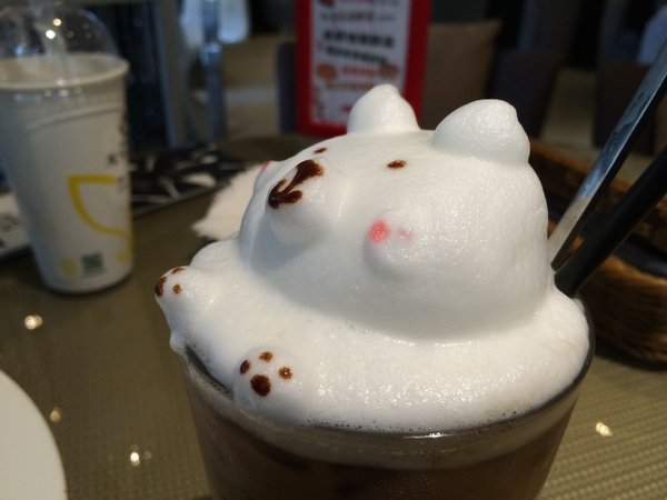 in% HAIR&CAFE:「in% HAIR&CAFE」- 藝人超推!不但有好吃的下午茶還有帥店長和正妹店員為您服務~實在無法擋的誘惑!