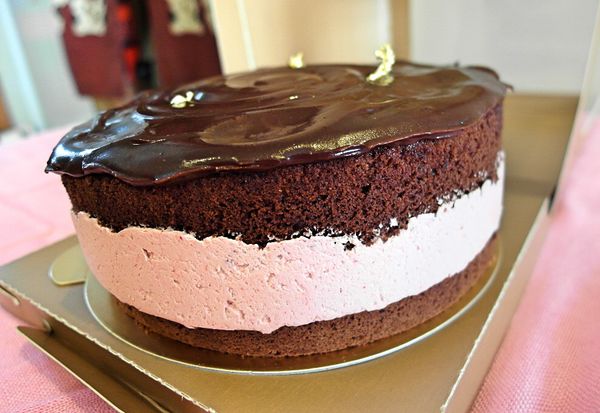 哈肯舖：❤️美食❤️【新北。板橋】哈肯舖 X 52Hz , I love you/ 苦甜之戀/法國LV級巧克力/花心。玫瑰檸檬