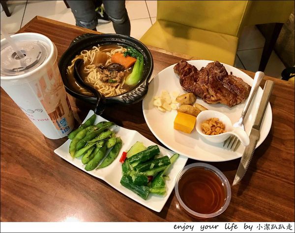 FF3EF469-6182-4AD6-8B77-0EEB83281BE6.jpg FF3EF469-6182-4AD6-8B77-0EEB83281BE6.jpg