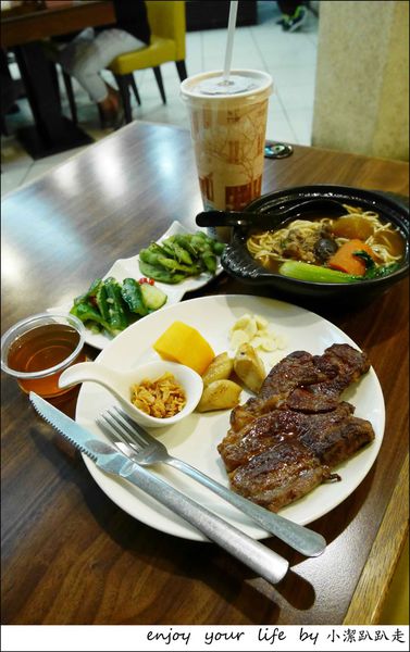 P1360672.JPG P1360672.JPG