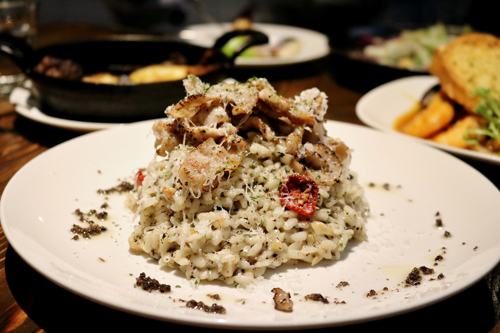 台北｜Waiting Bistro 東區餐酒館．ELLE百大推薦餐廳 - 奇奇一起玩樂趣