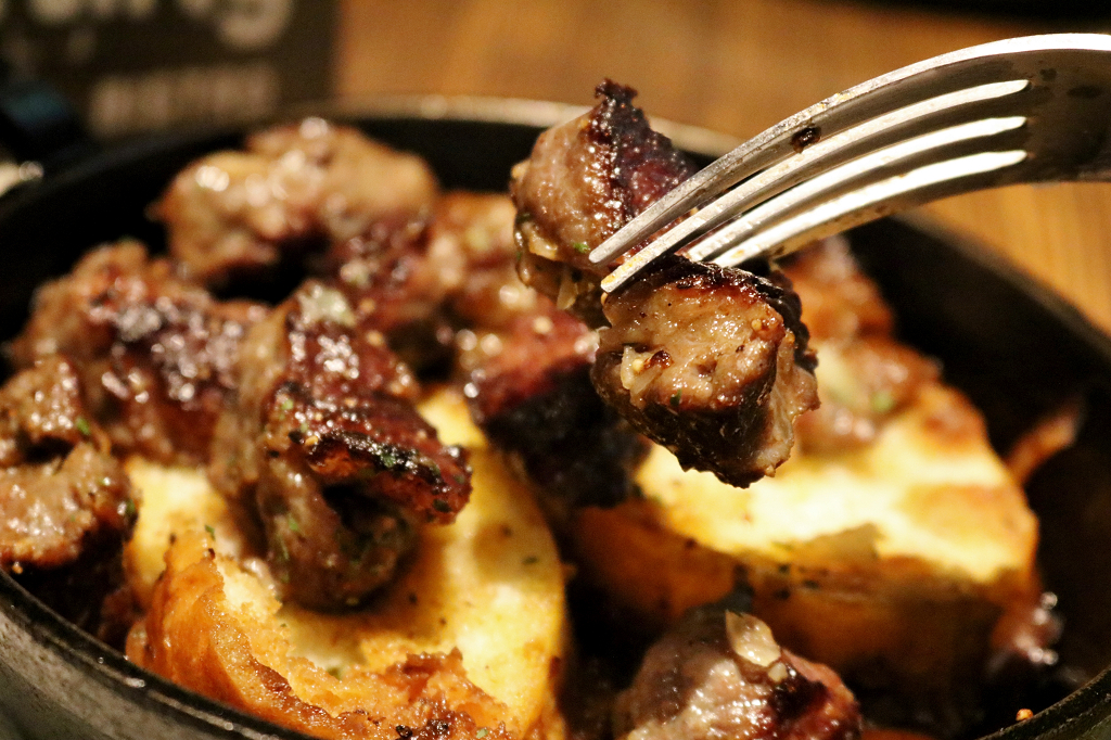 台北｜Waiting Bistro 東區餐酒館．ELLE百大推薦餐廳 - 奇奇一起玩樂趣