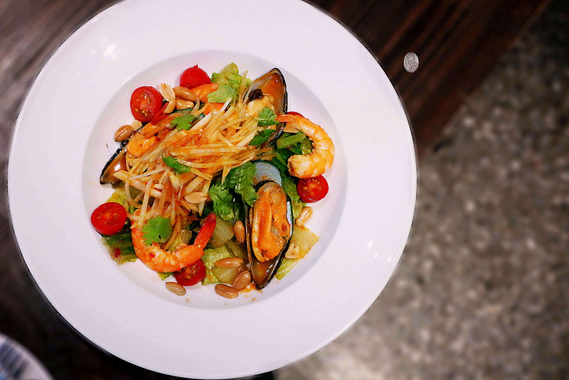 Waiting/ Kate's FZ Waiting/ Kate's FZ