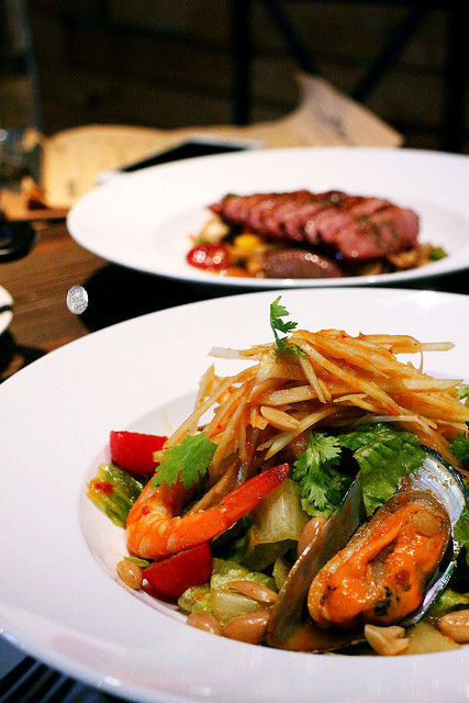 Waiting/ Kate's FZ Waiting/ Kate's FZ