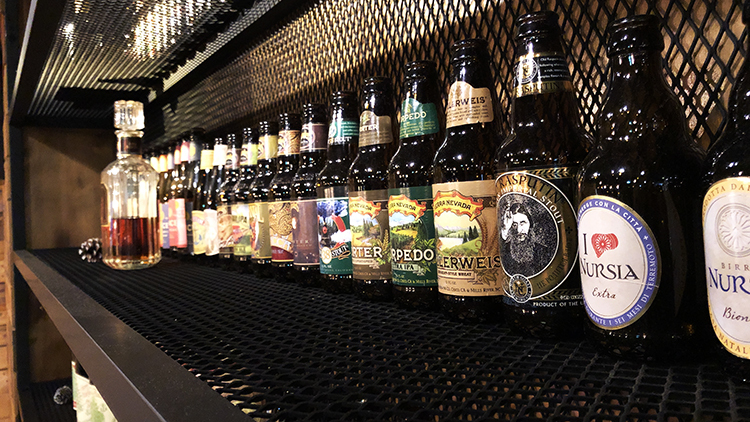 Waiting Bistro,忠孝復興,我不是他媽媽,安東街餐酒館,安東街不限時餐廳,安東街小酌,忠孝市場,忠孝市場美食,忠孝市場餐酒館