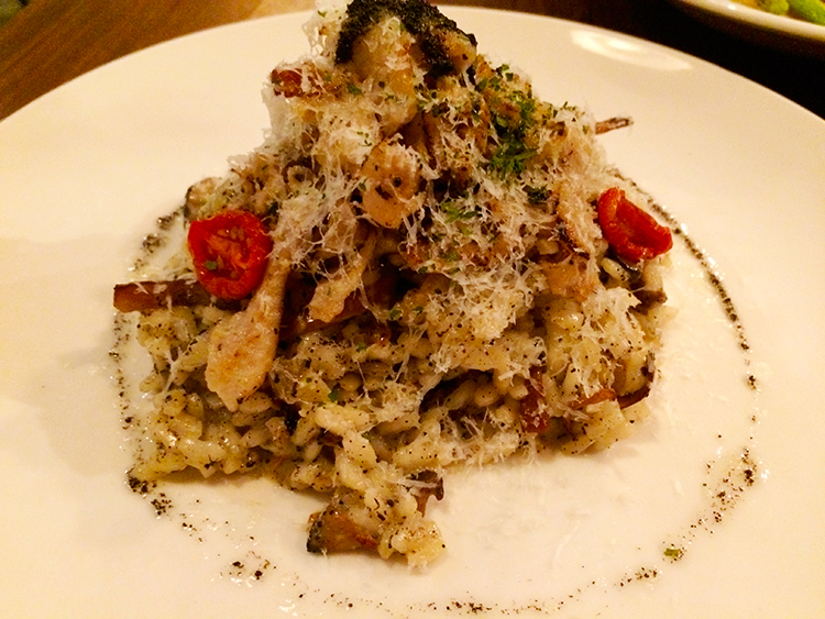 Waiting Bistro,忠孝復興,我不是他媽媽,忠孝東路特色餐酒館,安東街特色餐酒館,安東街pub,松露,松露燉飯,牛小排,義大利麵