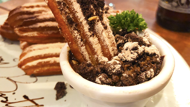 Waiting Bistro,忠孝復興,我不是他媽媽,板南線美食,板南線特色餐廳,板南線餐酒館,東區居酒屋,東區酒吧,忠孝東路居酒屋