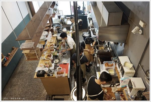 Hoyo-開放式廚房-2.JPG