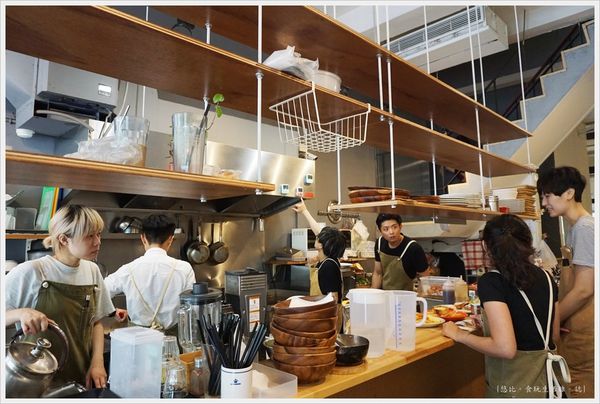 Hoyo-開放式廚房-1.JPG