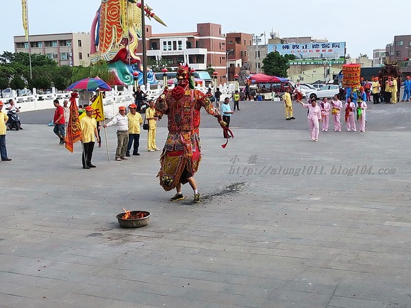台南土城正統鹿耳門聖母廟：府城觀光公車(四)    ..鹿耳門聖母廟