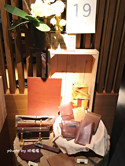 【台中 南屯】拾七石頭火鍋€輕井澤旗下新品牌→口味大勝輕井澤、食材新鮮、湯頭正點、宵夜場再+1←冬日超推