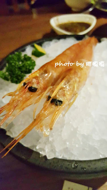 【台中 南屯】拾七石頭火鍋€輕井澤旗下新品牌→口味大勝輕井澤、食材新鮮、湯頭正點、宵夜場再+1←冬日超推