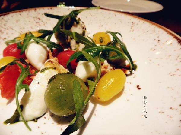 Closet Restaurant & Bar:【台北市大安區。餐酒館】 Closet Restaurant & Bar 近孝復興捷運站 東區餐酒館推薦 Closet Restaurant & Bar:【台北市大安區。餐酒館】 Closet Restaurant & Bar 近孝復興捷運站 東區餐酒館推薦