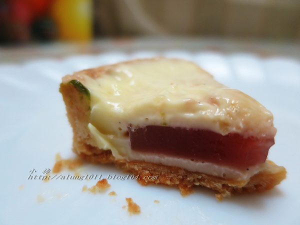 Queen House法式手工甜點..     細膩而極致的口感享受