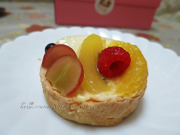 Queen House法式手工甜點..     細膩而極致的口感享受