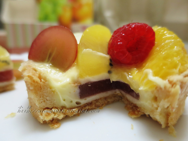 Queen House法式手工甜點..     細膩而極致的口感享受