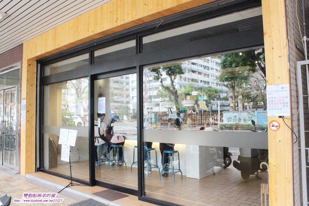 [愛10克親手烘培DIY Bakery凱旋店] 帶姪女練習親手烘培DIY的初體驗