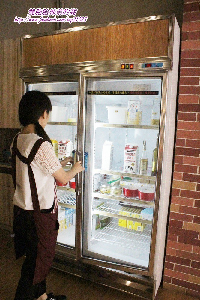 [愛10克親手烘培DIY Bakery凱旋店] 帶姪女練習親手烘培DIY的初體驗