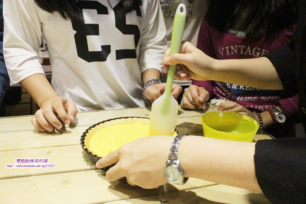 [愛10克親手烘培DIY Bakery凱旋店] 帶姪女練習親手烘培DIY的初體驗