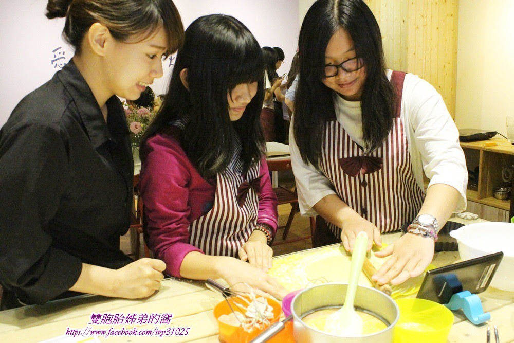 [愛10克親手烘培DIY Bakery凱旋店] 帶姪女練習親手烘培DIY的初體驗