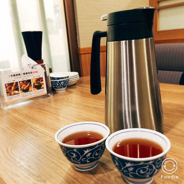 [台北松山美食] 天吉屋 半熟蛋 天使紅蝦 大份量天婦羅丼飯 東區微風廣場