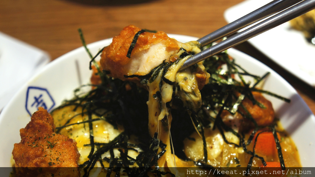 紅酒起司唐揚雞塊咖哩丼
