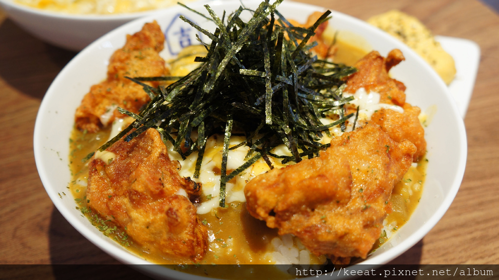 紅酒起司唐揚雞塊咖哩丼