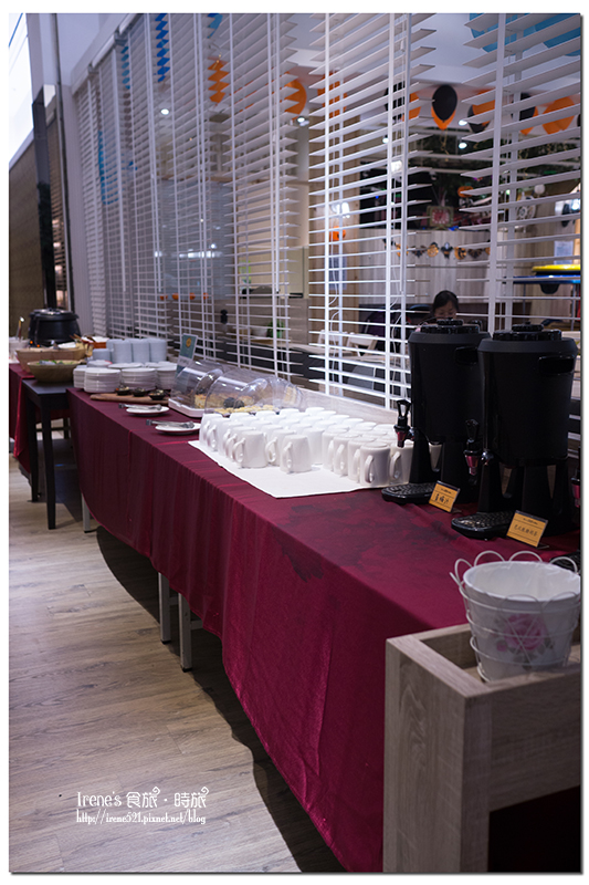 【台北內湖區】把旋轉木馬搬進餐廳內/樹屋/城堡溜滑梯.棠朝BossMama 親子餐廳