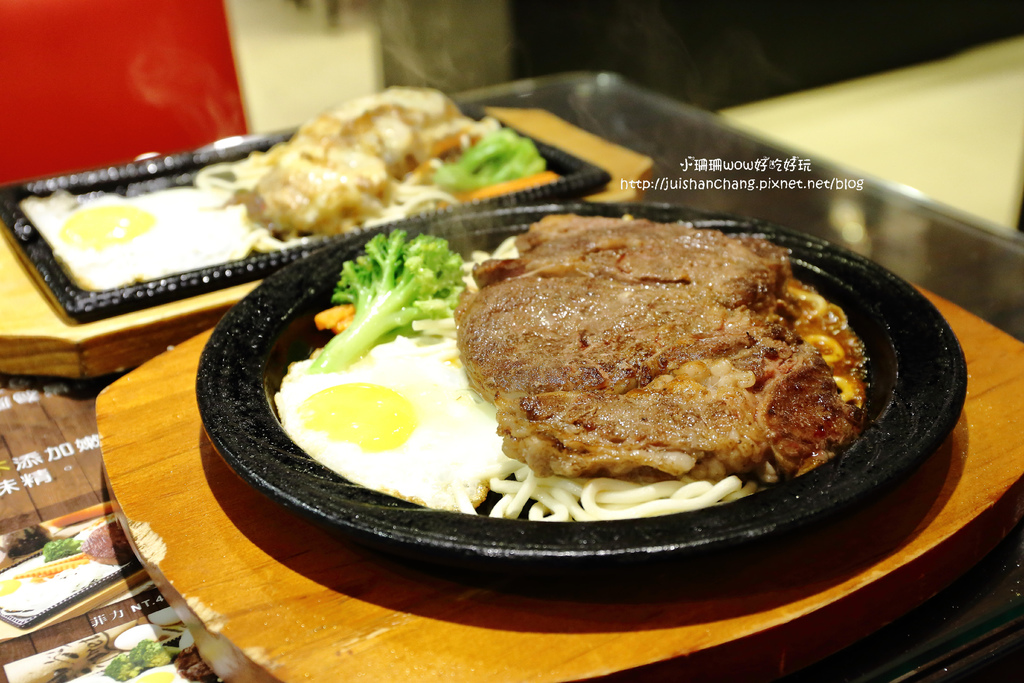【食║台北】將軍碳烤牛排館～堅持原味原塊碳烤牛排，肉食主義必吃！