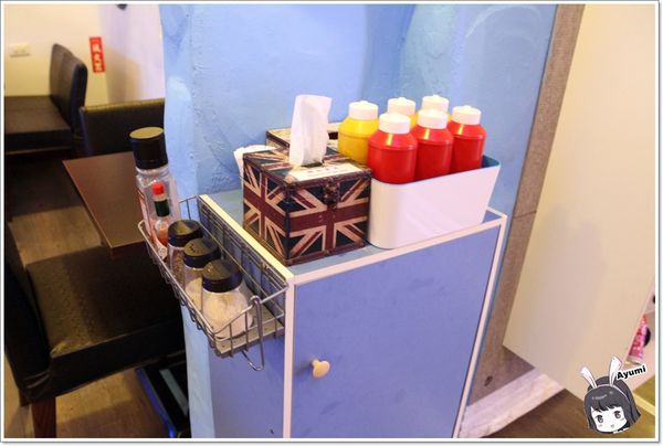 AngryBurger：[食記]►台南東區◄AngryBurger美式餐廳／獨特漢堡／不限時間／可包場地辦活動／CP值頗高