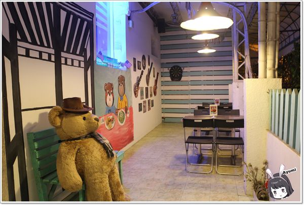 AngryBurger：[食記]►台南東區◄AngryBurger美式餐廳／獨特漢堡／不限時間／可包場地辦活動／CP值頗高