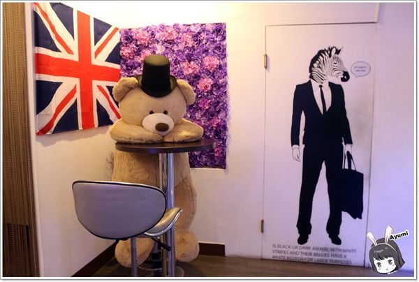 AngryBurger：[食記]►台南東區◄AngryBurger美式餐廳／獨特漢堡／不限時間／可包場地辦活動／CP值頗高