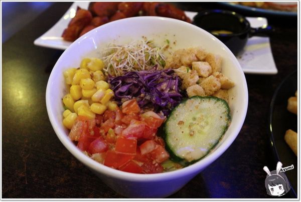 AngryBurger：[食記]►台南東區◄AngryBurger美式餐廳／獨特漢堡／不限時間／可包場地辦活動／CP值頗高