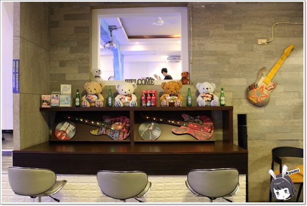 AngryBurger：[食記]►台南東區◄AngryBurger美式餐廳／獨特漢堡／不限時間／可包場地辦活動／CP值頗高