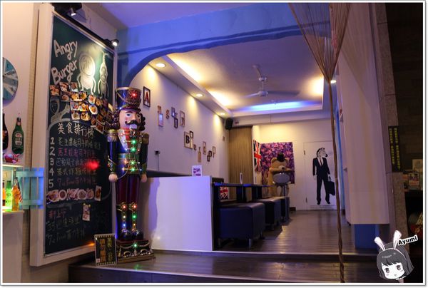 AngryBurger：[食記]►台南東區◄AngryBurger美式餐廳／獨特漢堡／不限時間／可包場地辦活動／CP值頗高