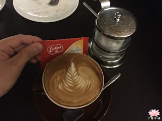 【台灣・屏東・2014】Cafe Cinema 金像影音－DVD盒子做裝飾的懷舊餐飲店