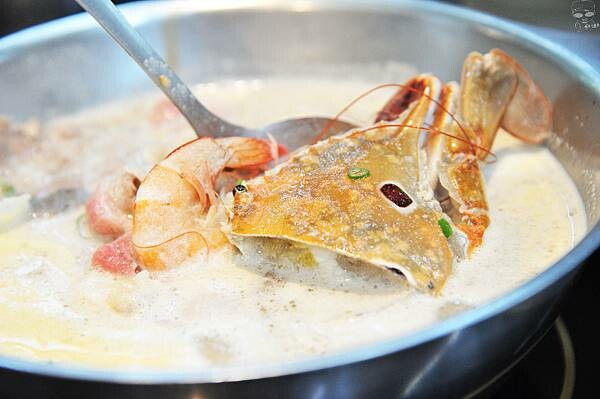 草屯屯鱻火鍋,南投草屯吃到飽名店,200種以上品項自助百匯超