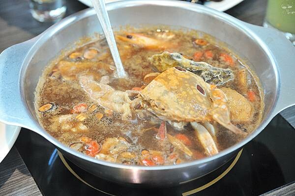 草屯屯鱻火鍋,南投草屯吃到飽名店,200種以上品項自助百匯超