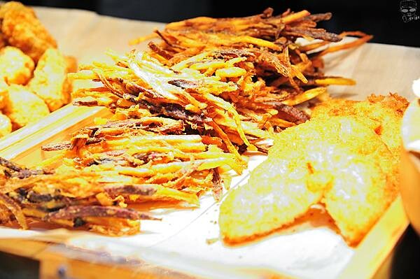 草屯屯鱻火鍋,南投草屯吃到飽名店,200種以上品項自助百匯超